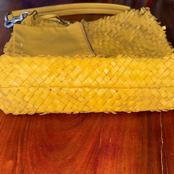 ETIENNE AIGNER
Irena Messenger Bag yellow NWOT - Picture 5 of 10